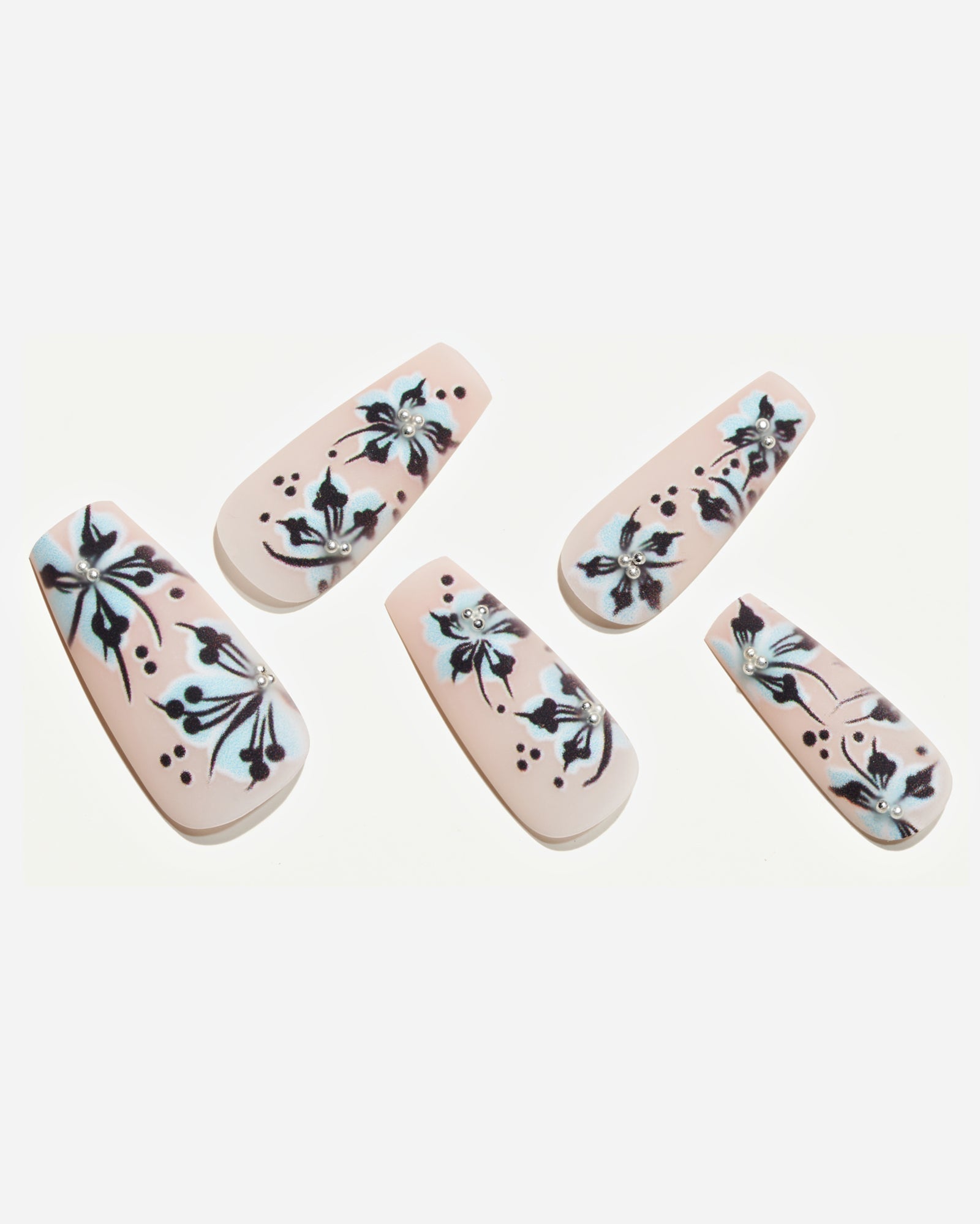 press on nails